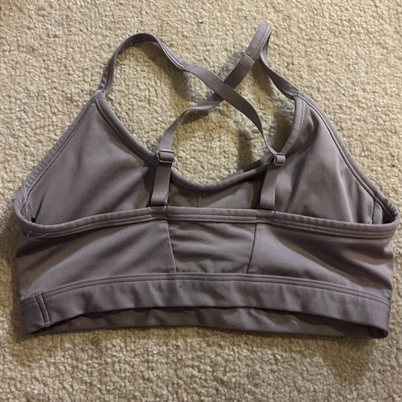 gymshark sports bra - Picture 3 of 8
